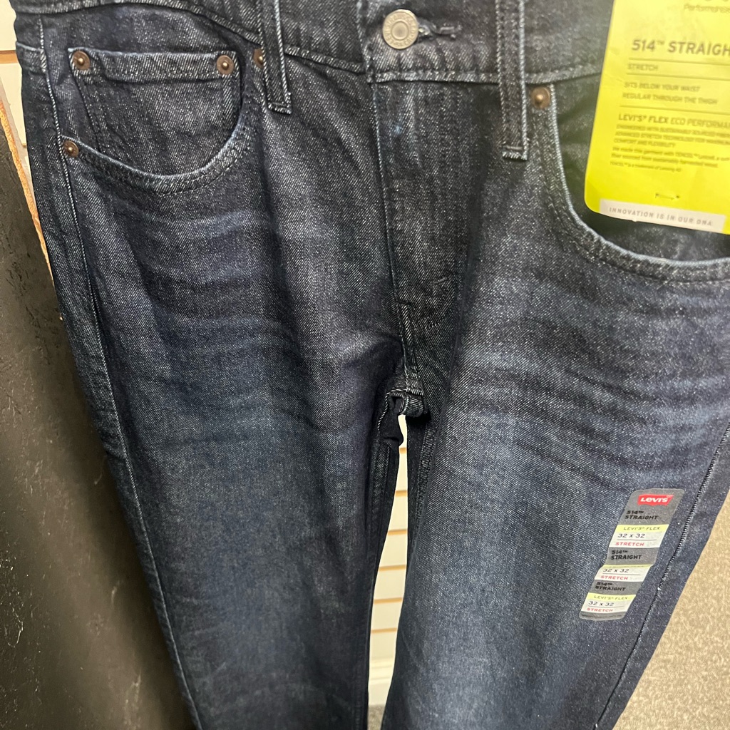 Levis 514 Brand New